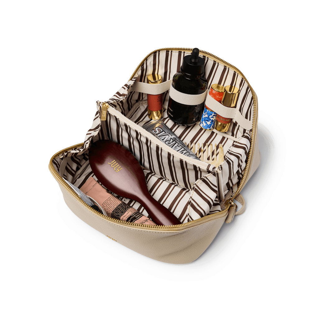 Leather Beauty Case Almond